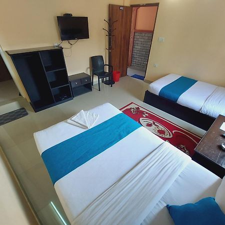 Golden Lake Pokhara Exterior foto